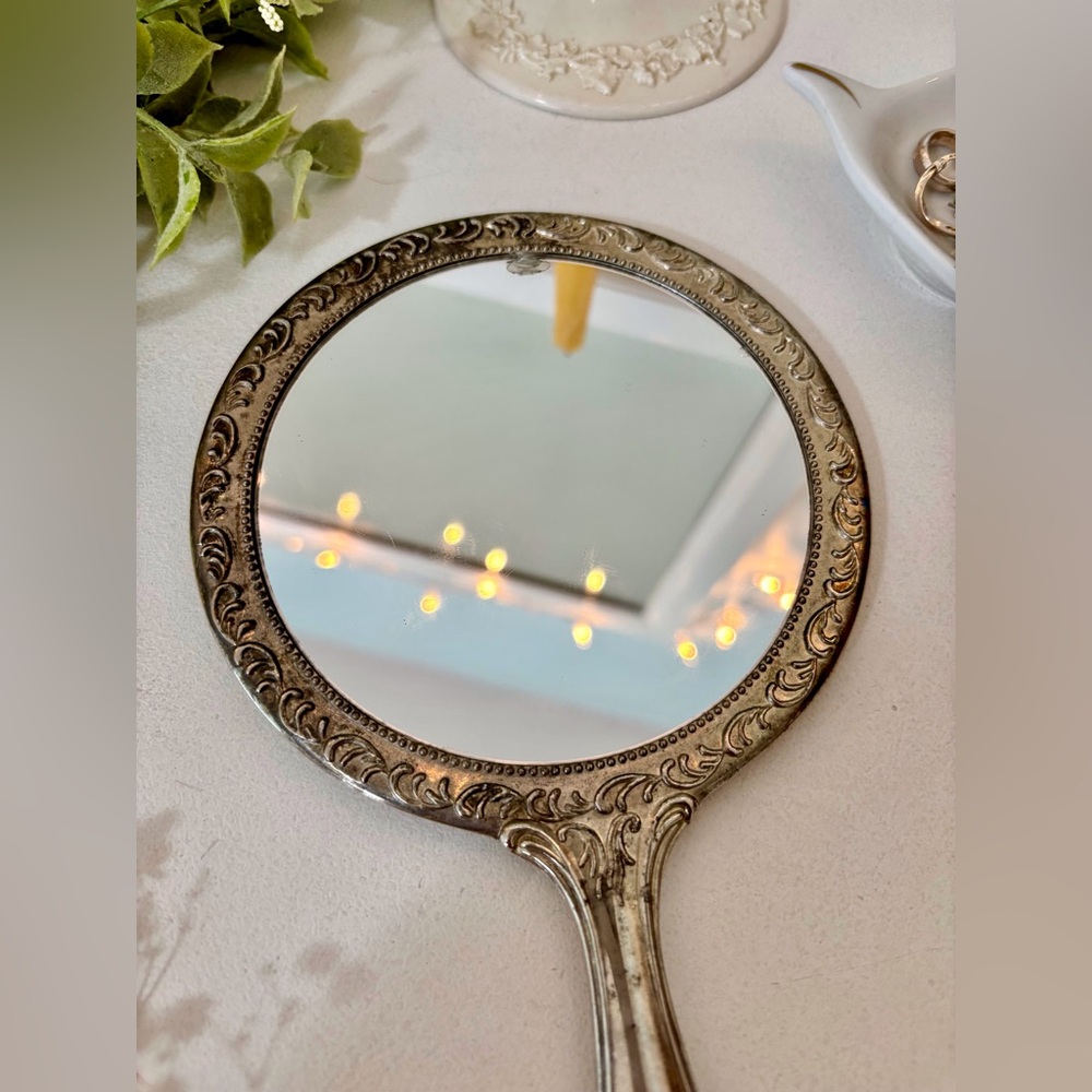 Vintage Silver Plated Mirror With Floral Design - Picture 3 of 8